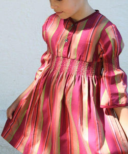 Camisa Mao rainbow